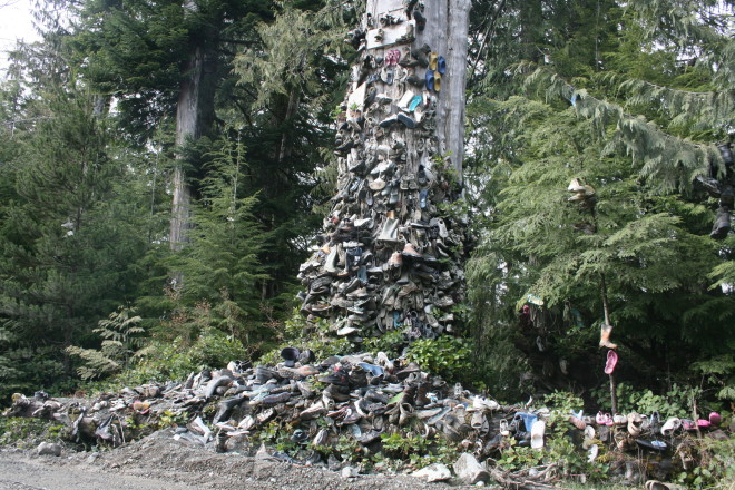 The Shoe Tree on the way to Hlberg