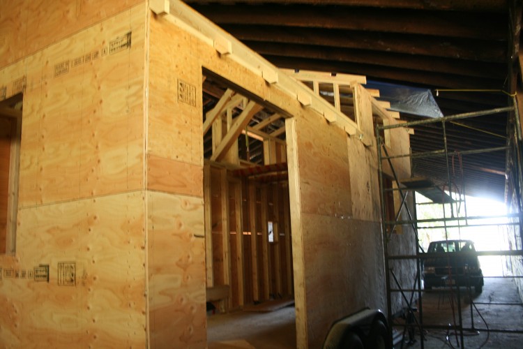 A door (opening)!
