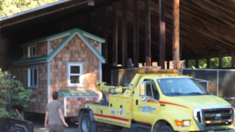 The house leaving the barn